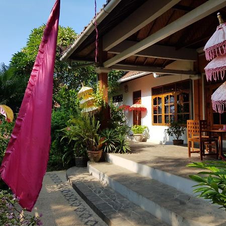 Villa Lumbalumba Lovina Esterno foto