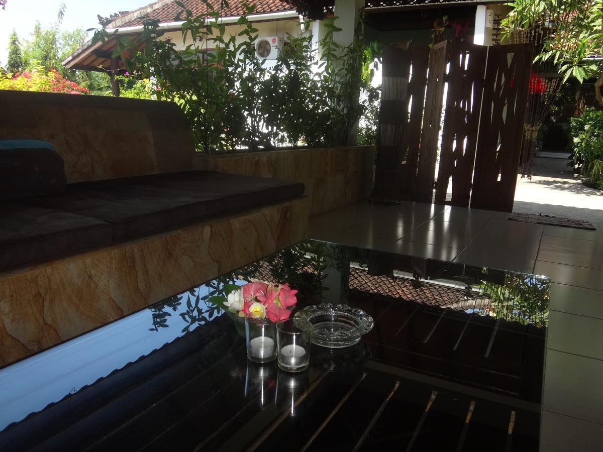 Villa Lumbalumba Lovina Esterno foto